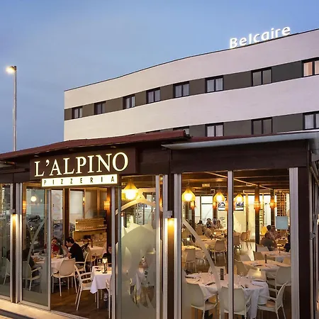 Szálloda Belcaire 3*