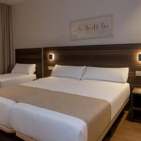 Hotel Belcaire 3*