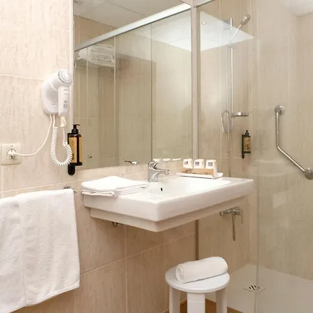 Szálloda Belcaire Vall de Uxó